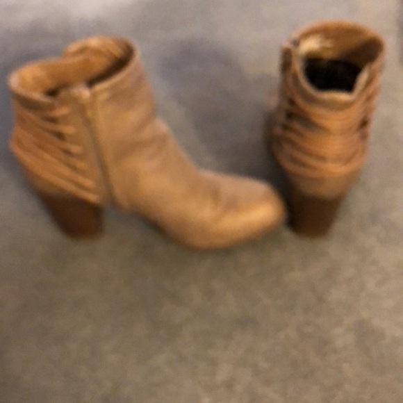 Toupe Booties - Picture 5 of 8